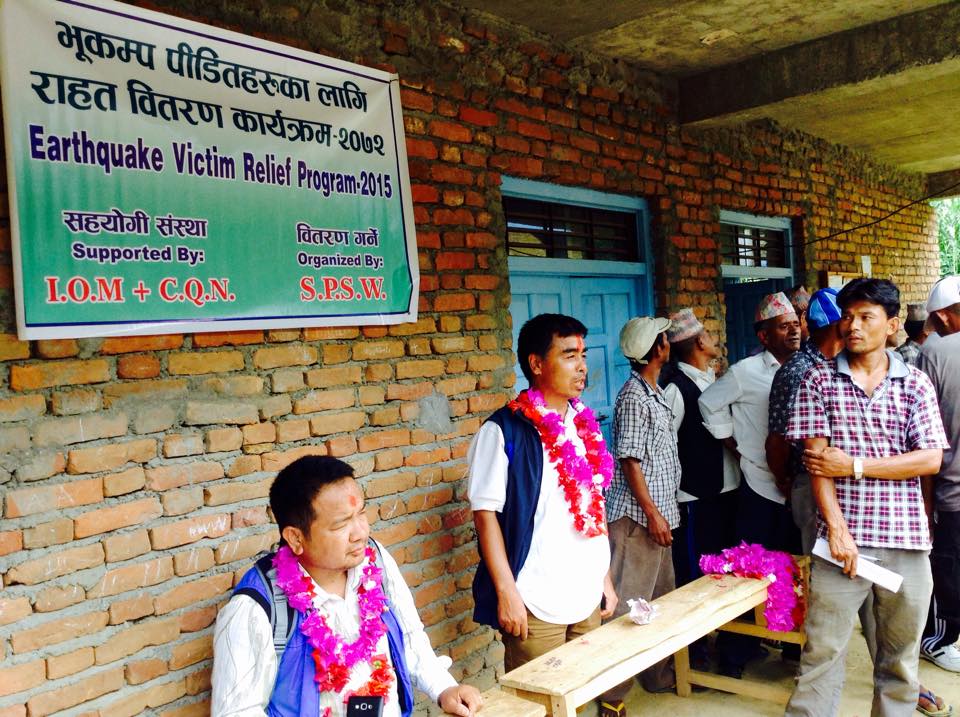 programme_d_aide_aux_victimes_du_seisme_au_nepal_distribution_de_secours_humanitaires_2015